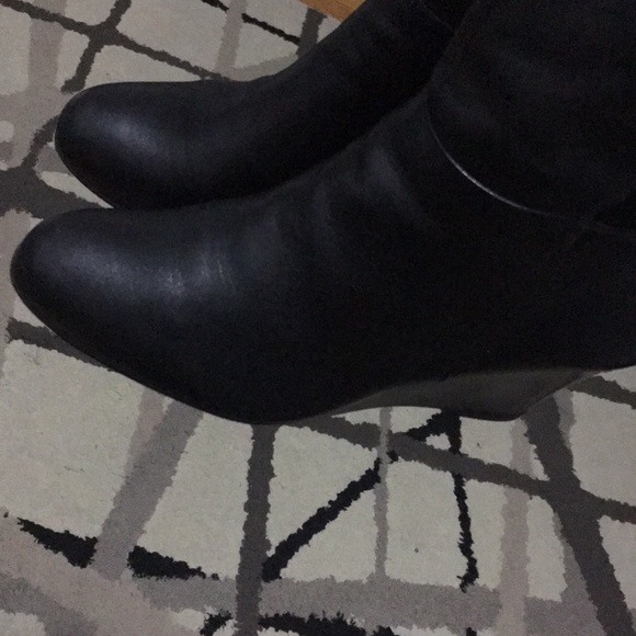 Woman’s Michael Kors wedges heeled boots - Picture 2 of 6